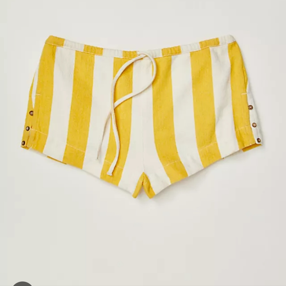 Free People Hot Hot Hot Shorts in Yellow Beach Summer π - Picture 3 of 3